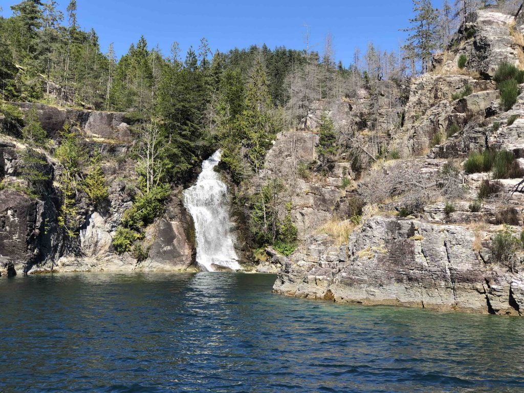 Teakerne Arm Waterfall