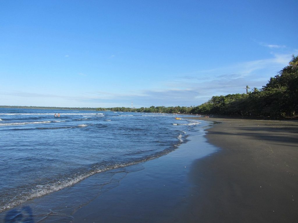 Playa Negra